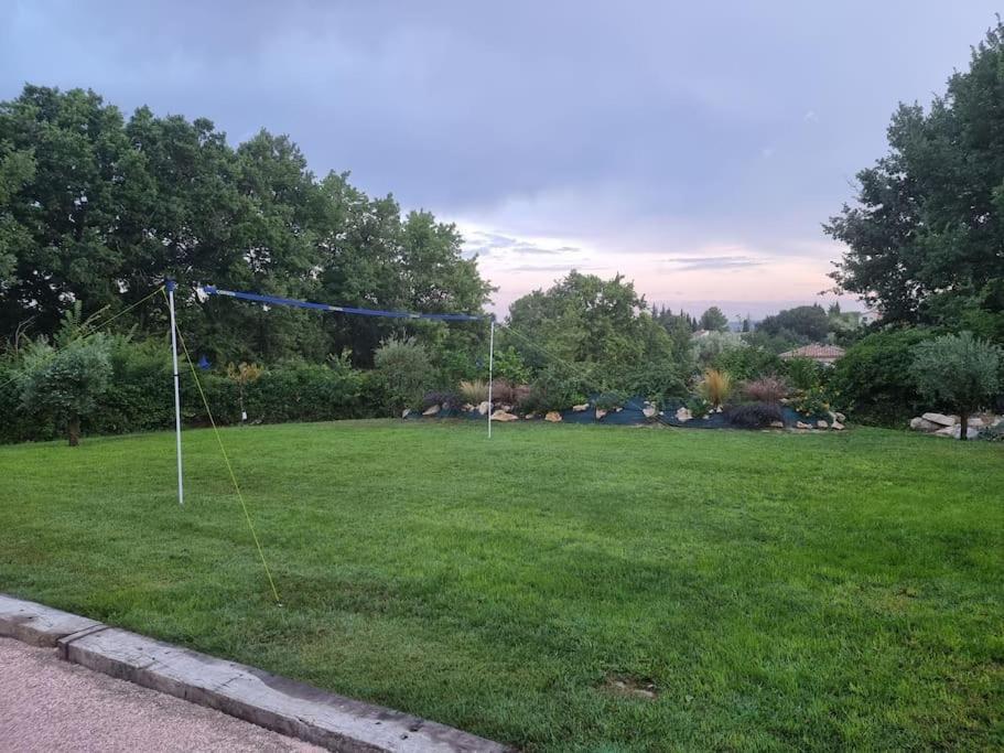 Une Oasis Au Pays De Cezanne Aix-en-Provence Exteriér fotografie